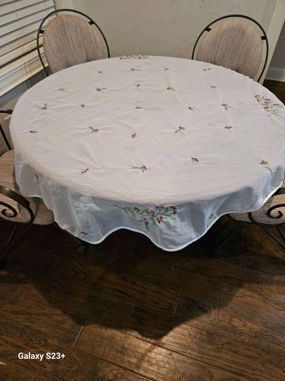 Embroidered White Round Tablecloth with Red Floral Accents
